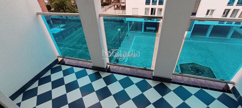 Foto 2da9926b-ad7d-451c-9a92-46226355910c. Alquiler piso fantástico piso de tres habitaciones en urbanización con tenis y piscina. en Castro - Urdiales