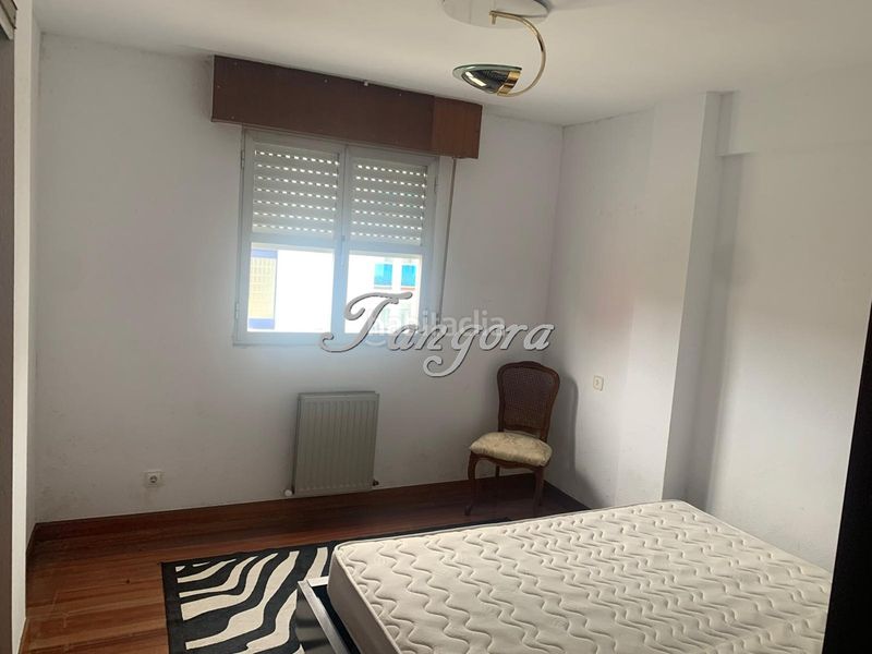 Foto 58e5d75b-b14d-4e47-8a0d-6f3b1ede9429. Alquiler piso fantástico piso de tres habitaciones en urbanización con tenis y piscina. en Castro - Urdiales