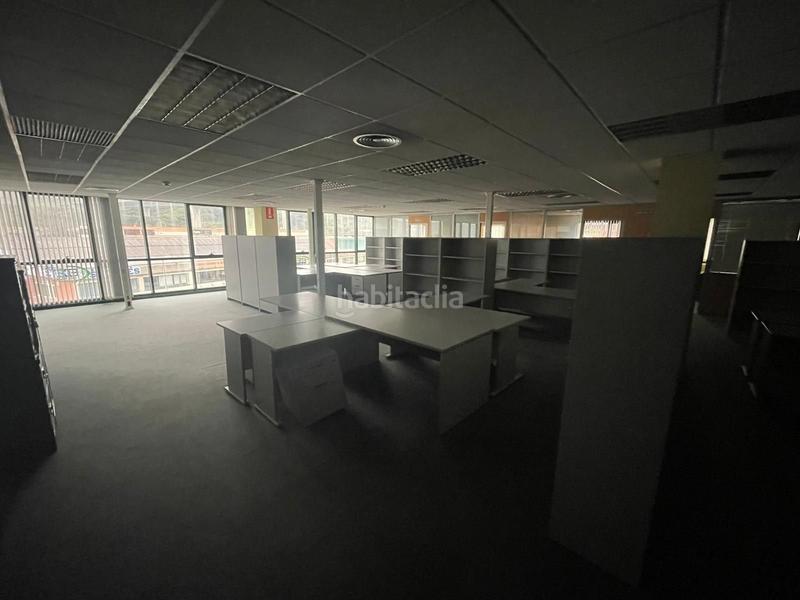 Foto 9104f852-e8d5-4373-8210-ef0344e1a1f8. Affitto ufficio in Valle de Trápaga - Trapagaran