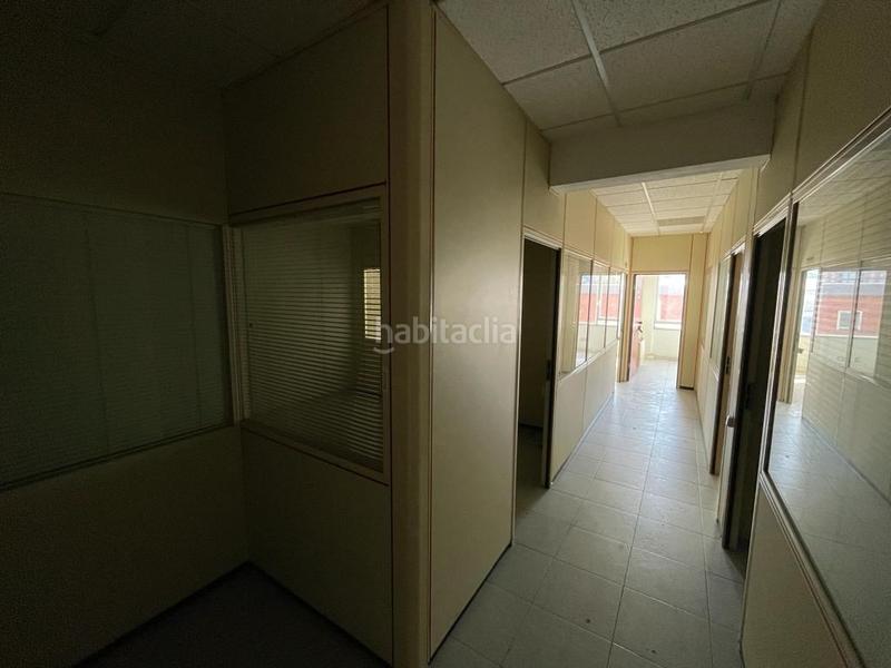 Foto 67010213-d441-44f4-80c2-0105fbf1a207. Location bureau dans Valle de Trápaga - Trapagaran