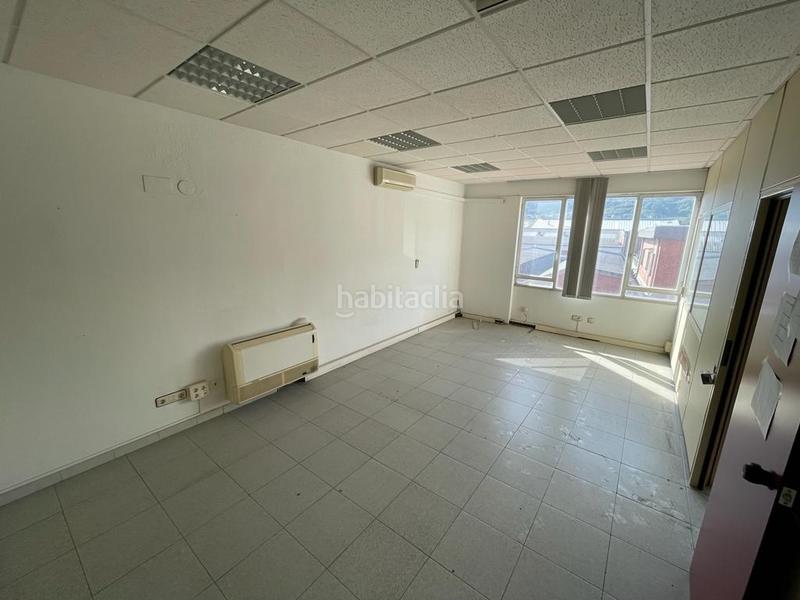 Foto d4171434-b0a6-4914-b52b-1c5a574644fa. Location bureau dans Valle de Trápaga - Trapagaran