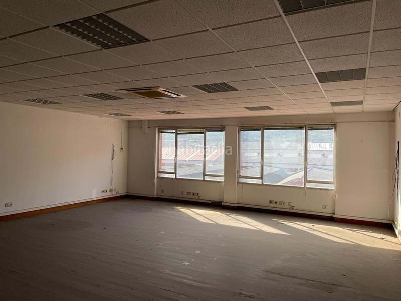 Foto cef76199-6df2-4cfc-972c-eeecdcb1d931. Alquiler oficina en Valle de Trápaga - Trapagaran