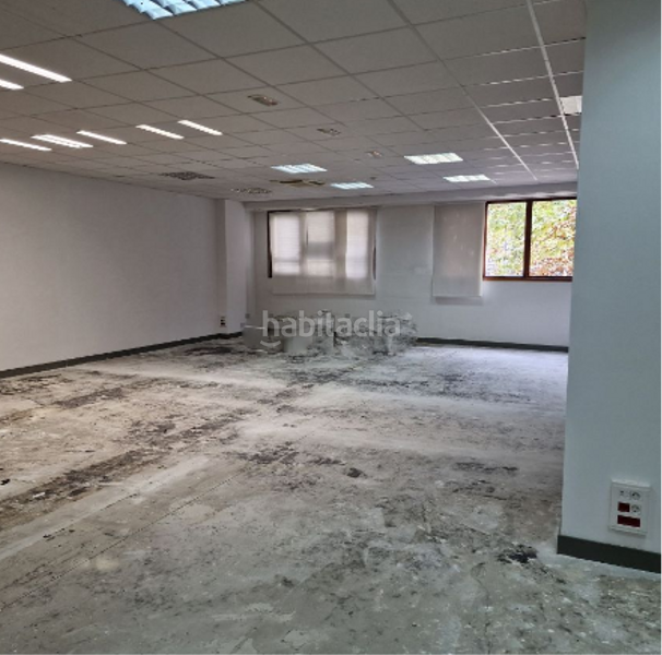 Foto c80e3caf-7a1f-41a0-9f1f-f5458dfef0ca. Alquiler local comercial en Abandoibarra - Guggenheim Bilbao