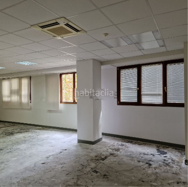 Foto 433a5533-3bc1-4342-a325-f37f18af8acc. Location local commercial dans Abandoibarra - Guggenheim Bilbao