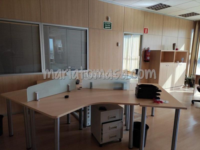 Foto 5b323270-717b-4274-b684-d14a7aa15346. Location bureau dans Zamudio