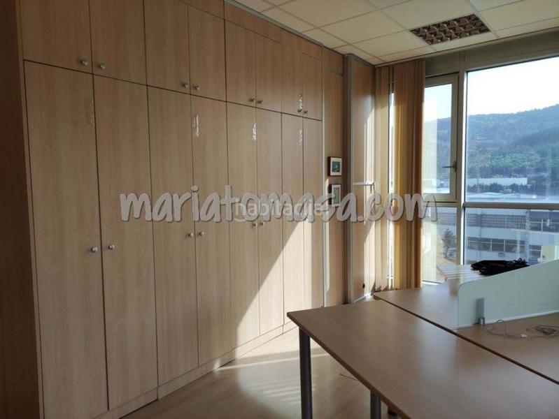 Foto 8057db75-44d3-415b-a213-76521637a6de. Location bureau dans Zamudio