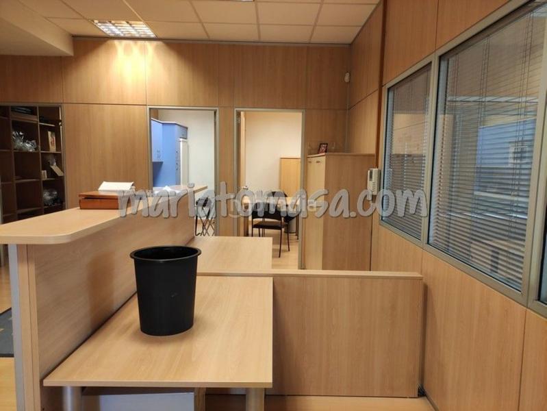 Foto c6ae0fa5-1e5f-4369-ba91-ab646bf37a2d. Location bureau dans Zamudio