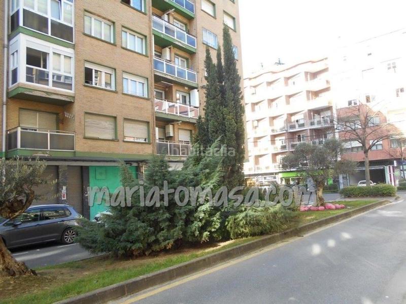Foto a95c9fee-77f0-47cc-8469-af3d36b30b74. Lloguer local comercial a Artatza-Pinueta-Pinosolo Leioa