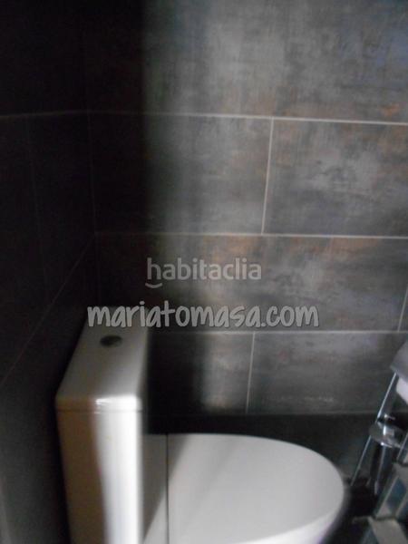 Foto 8ebd1755-7748-4e55-b16c-de62772d00d6. Location local commercial dans Artatza-Pinueta-Pinosolo Leioa