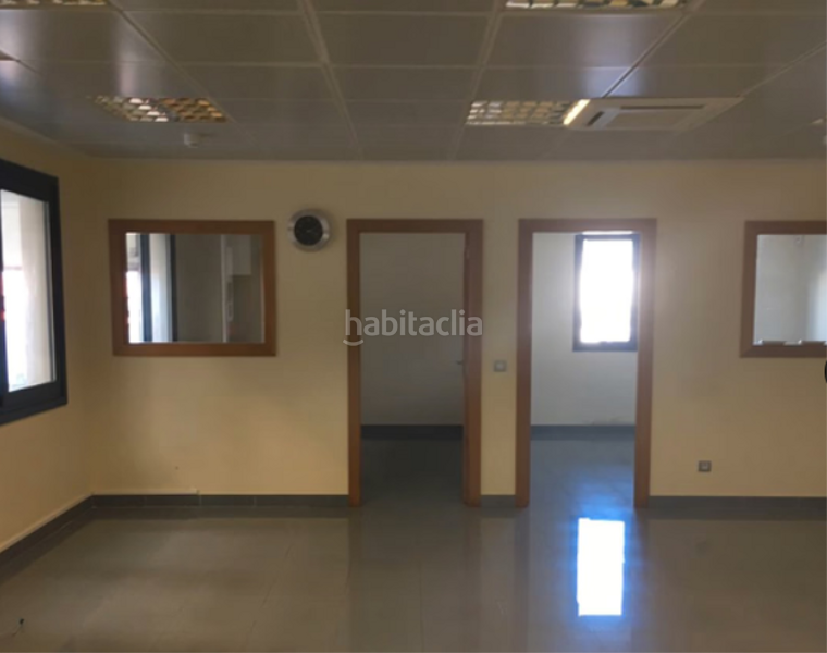 Foto 169e050b-7ac9-4313-af31-f5e8fc11f487. Bâtiment à usage industriel dans Mungia