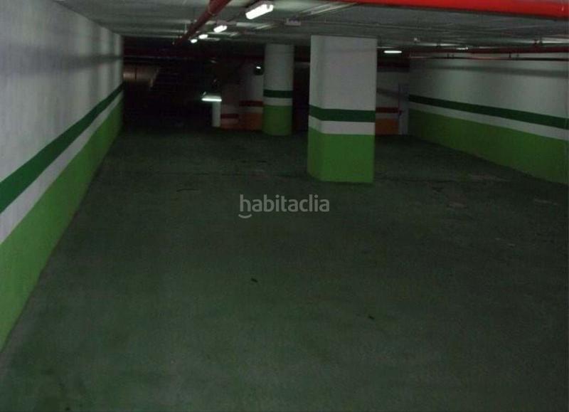 Foto ca18bf12-f9e2-44b2-aea1-171bb183d1a2. Aparcament cotxe a Abandoibarra - Guggenheim Bilbao