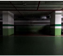 Car parking in Uribitarte pasalekua