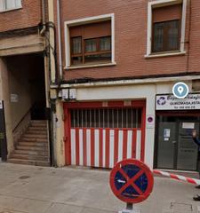 Parking coche  Blas de otero