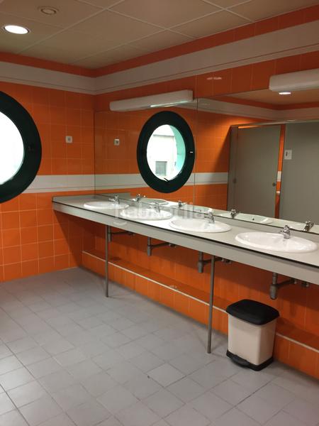 Foto 09770dce-d8d7-46fe-9a7f-230c6aef2eba. Ufficio con parcheggio in Erandio