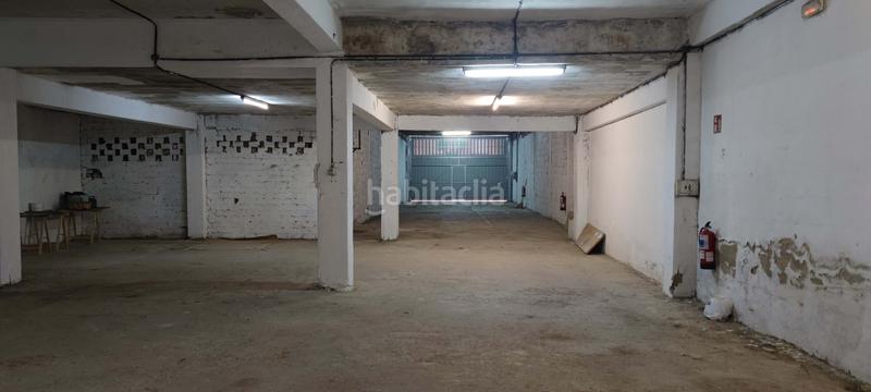 Foto 23aa722f-eeb9-4ca4-b004-3991bdf06b78. Location local commercial dans Usansolo