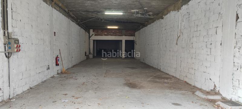 Foto d95624ab-05c6-4add-824b-d86500584cac. Location local commercial dans Usansolo