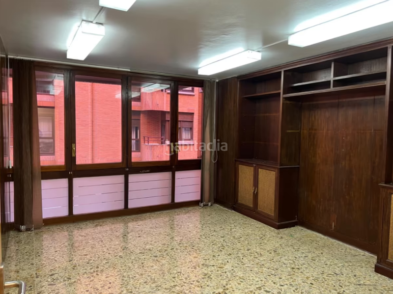 Foto 7cd7aab3-e9ef-4b12-9b05-7c9aae81a1b4. Location bureau dans Las Arenas Getxo