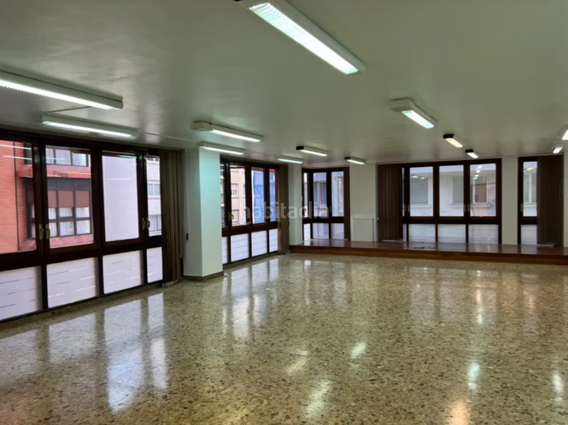 Foto 8fa479ed-9a4d-4598-9ab2-6e6bf0297d92. Alquiler oficina en Las Arenas Getxo