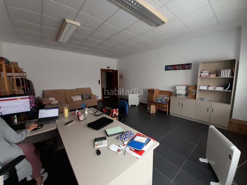 Foto a9c8c794-2b92-4209-ad16-23c843ab1e25. Ufficio con parcheggio in Arteagabeitia - Retuerto - Kareaga Barakaldo