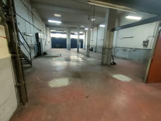 Industrial building in Rafael ybarra