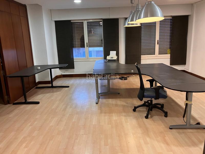 Foto a6f2dd8a-a63a-483f-b2f4-475d3b2797cd. Miete büro in Las Arenas Getxo