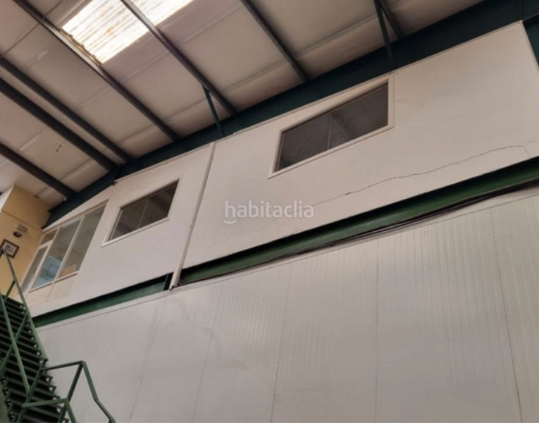 Foto 1af2de4c-85e0-4ea5-be97-bd39485220ab. Rent industrial building in Abanto y Ciérvana / Abanto Zierbena