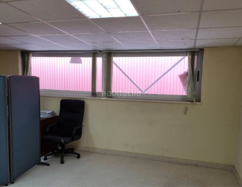 Foto 51004d0c-b471-4a6c-b9eb-924593520e7f. Rent industrial building in Abanto y Ciérvana / Abanto Zierbena