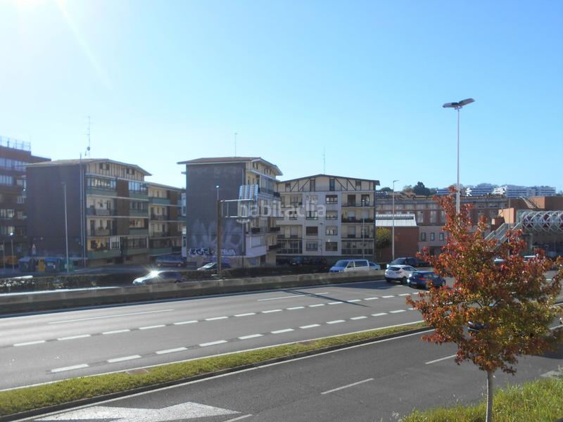 Foto 9d067b16-9b00-4c39-93f2-0b352510c48d. Affitto ufficio in Centro Urbano-Hirigunea Leioa