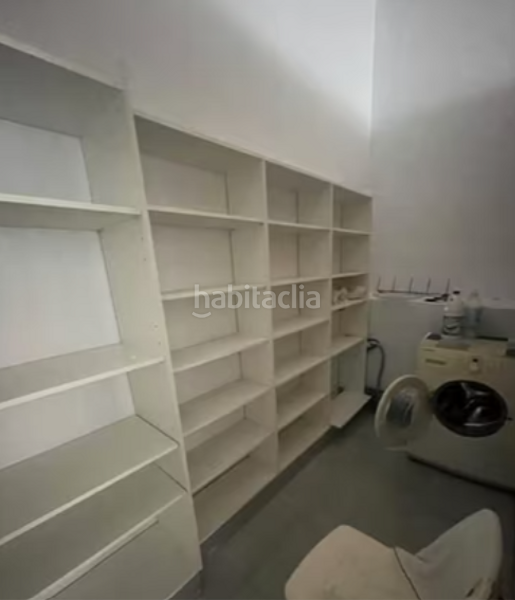 Foto 042aa4c2-fde5-4c71-a996-6a126c5b5676. Alquiler local comercial en Centro Castro - Urdiales