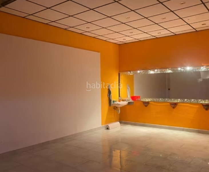 Foto a764852a-88b9-4c09-a49c-ac7dd66595f1. Alquiler local comercial en Centro Castro - Urdiales