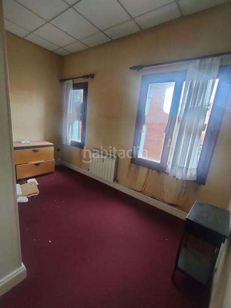 Foto e72403bf-89e2-44a8-963a-919a41a2ea5b. Office space in Las Arenas Getxo