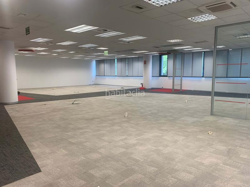 Foto 238c181d-e4c1-4b32-aac3-d63330087702. Miete büro in Miribilla Bilbao