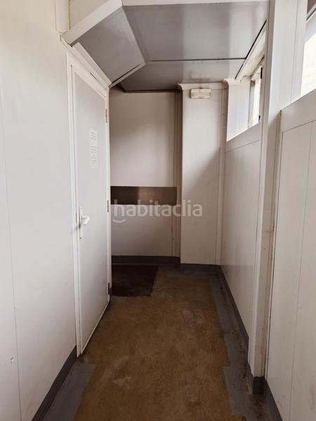 Foto 3c9ef958-6c56-4b9a-bbc3-e88497e10976. Rent industrial building in Repelaga Portugalete