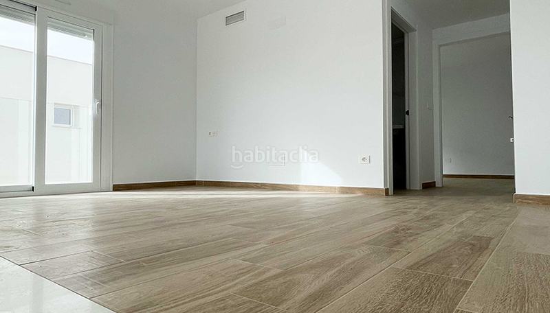 Foto b18d8459-7b2d-45f9-ad2e-8d01870cbd3e. Casa en Puerto Marino Santa Pola