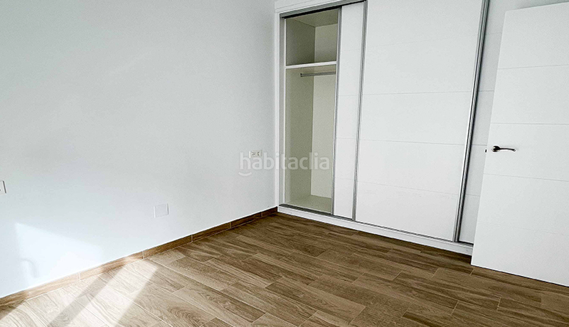 Foto 9702eaa6-612d-456a-b38b-eeab2a1feef2. House with heating pool in Puerto Marino Santa Pola