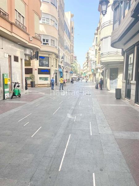 Foto d7bb2e32-8102-4311-91b4-54563c94dc3d. Alquiler local comercial en Centro Elche / Elx