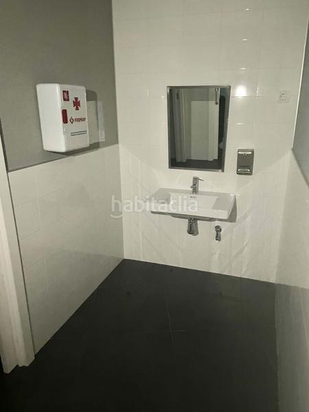 Foto 8e6929f3-8cf8-4f4e-b783-fd1c8703bae4. Lloguer local comercial a Centro Elche / Elx