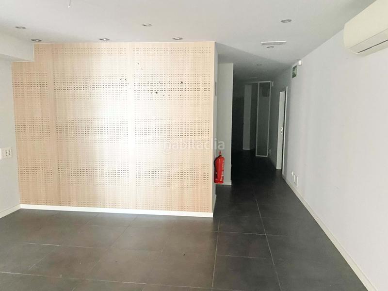 Foto e3f6f54e-4d2b-40d7-a7f9-1c066aed8670. Affitto locale commerciale in Centro Elche / Elx