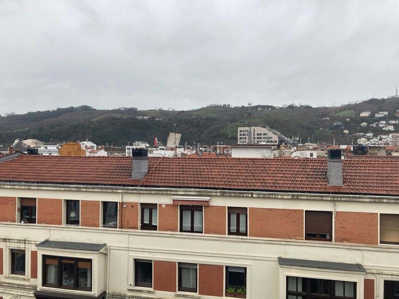 Foto 3cad0f1d-84dc-417d-94db-304c708c70a0. Miete büro in Abandoibarra - Guggenheim Bilbao