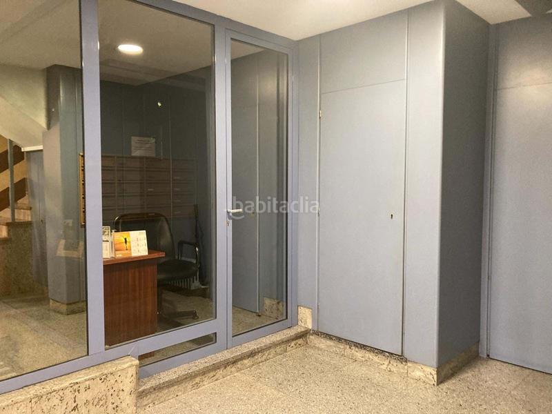 Foto dc6cc87f-5bad-4b52-9f3e-2b5dcf2c4e97. Alquiler oficina en Abandoibarra - Guggenheim Bilbao