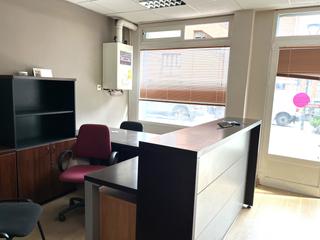 Business premise in Independentzia Nº local