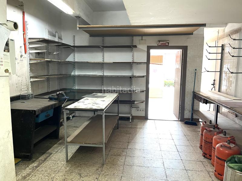 Foto 3eac8e5f-cc32-4d83-8a25-48764ff846a8. Location local commercial dans Artatza-Pinueta-Pinosolo Leioa