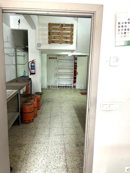 Foto 4352de66-7b96-4b7b-aa1b-1ec6a60f62a7. Location local commercial dans Artatza-Pinueta-Pinosolo Leioa