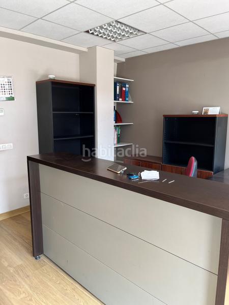 Foto 4c4e76fb-e0d7-4e08-acf3-6fc5ec6668c5. Location local commercial dans Artatza-Pinueta-Pinosolo Leioa