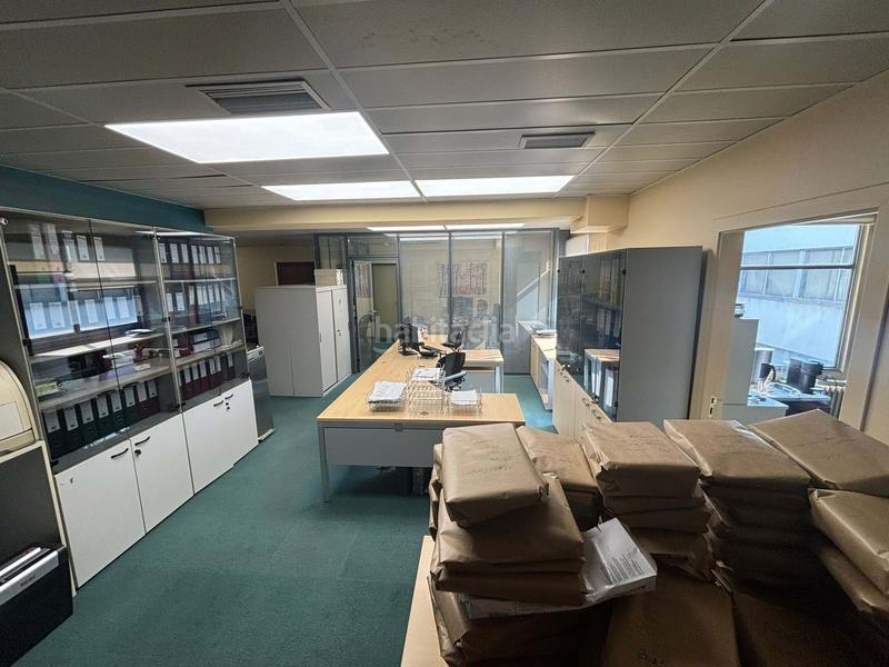 Foto d49d9611-8d22-47ab-a7ce-16f9ec383e60. Alquiler oficina en Abandoibarra - Guggenheim Bilbao