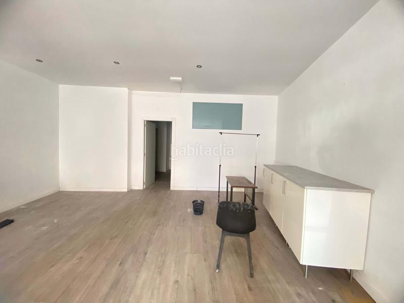 Foto efb07925-ec21-471b-9053-98158ba96e2e. Local comercial en Las Arenas Getxo