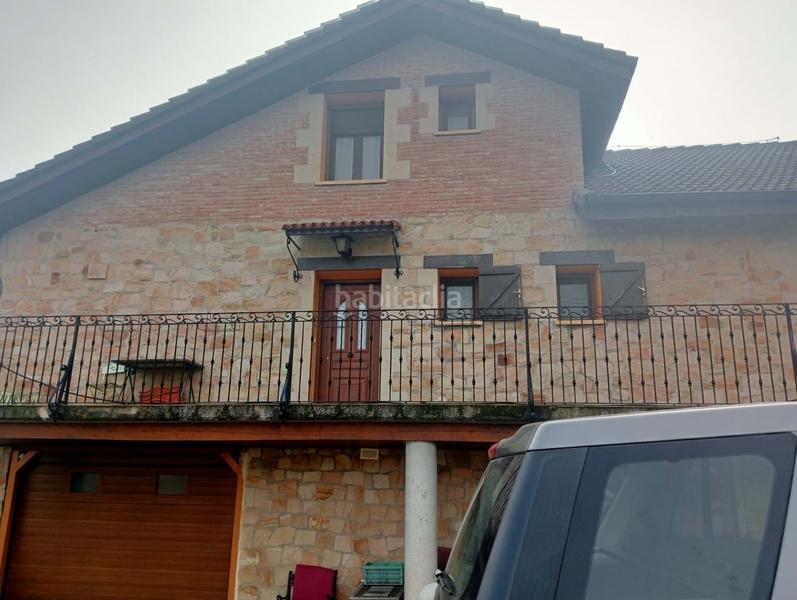 Foto 0c73405d-ed7f-40dd-bf6d-2edf6e13bfbe. Casa con parcheggio piscina in Condado de Treviño