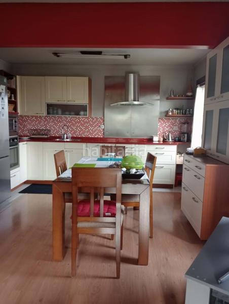 Foto 9a937c18-4c0c-477a-a94f-b47a78be53ba. Casa con parcheggio piscina in Condado de Treviño