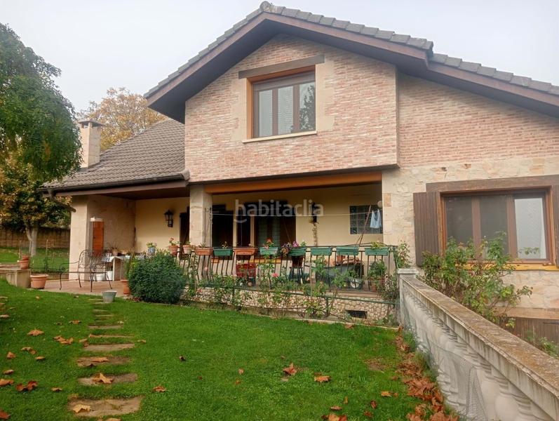 Foto bea857a4-e399-4eb0-b480-65ce2a62ef0a. Casa con parcheggio piscina in Condado de Treviño