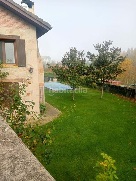 Foto 975c9aee-284a-4f8e-bb07-bdccfe83f856. House with parking pool in Condado de Treviño